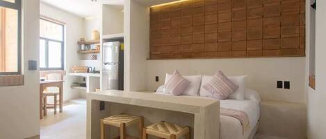 1 Schlafzimmer, Schreibtisch, WLAN, Bettwäsche