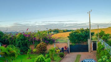Phòng, 4 phòng ngủ, hút thuốc, ban công | Khuôn viên nơi lưu trú