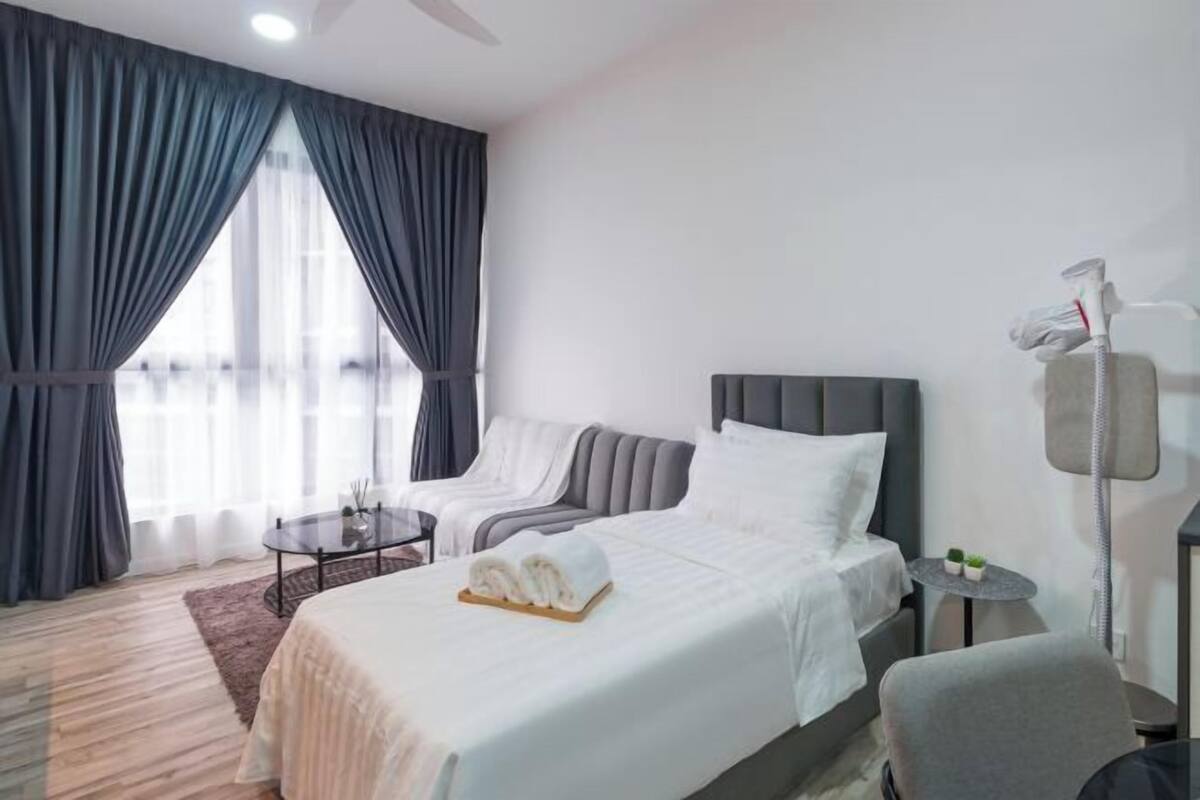 Desk, blackout drapes, iron/ironing board, free WiFi