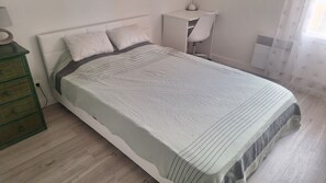 2 sovrum, strykjärn/strykbräda och wi-fi