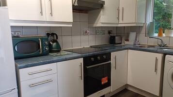 Apartemen Eksekutif | Microwave