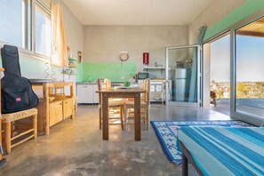 Dining - Villa "Casa Romantica" with Shared Pool, 2 Private Terraces & Wi-Fi (Otranto)