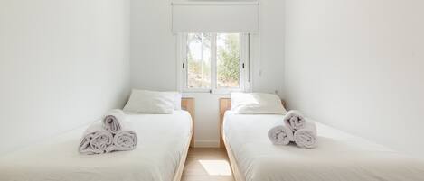 1 chambre, Wi-Fi gratuit, draps fournis