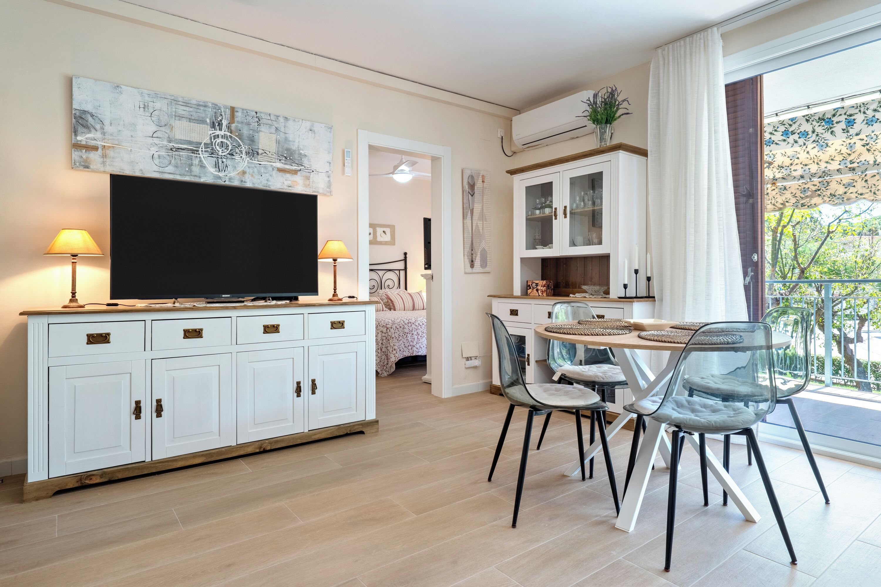 3 soverom, strykejern/-brett, wi-fi (inkludert) og sengetøy