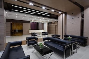 Reception - Alpina Resort by Stellar Hotels, Tsaghkadzor (Tsaghkadzor)