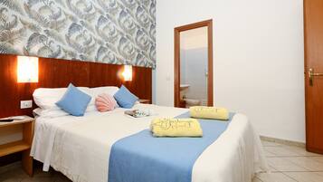 1 Schlafzimmer, Zimmersafe, Bügeleisen/Bügelbrett, kostenloses WLAN