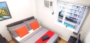1 chambre, fer et planche à repasser, accès Internet, draps fournis