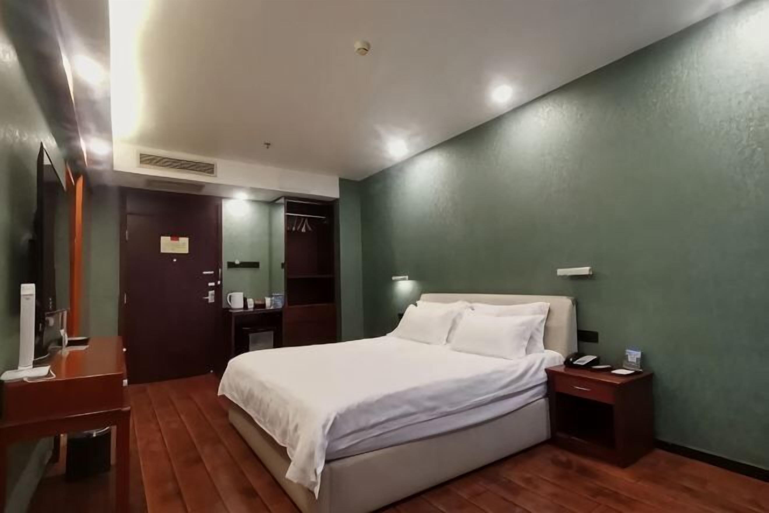 Wifi gratis y ropa de cama 