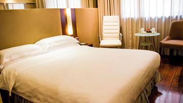 Free WiFi, bed sheets