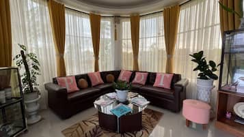 Sala de estar en el lobby
