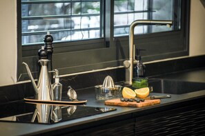 公寓 | 私人厨房 | 冰箱、微波炉、烤箱、炉灶