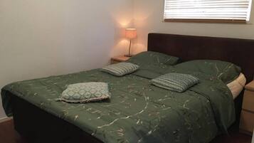 2 chambres, bureau, Wi-Fi gratuit, draps fournis