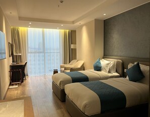 Standard Double or Twin Room | Minibar, in-room safe, individually furnished, desk - Sofia International Hotel (Bishkek)