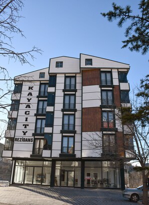 Mặt tiền nơi lưu trú