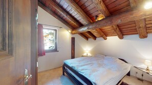 2 makuuhuonetta, ilmainen Wi-Fi, vuodevaatteet