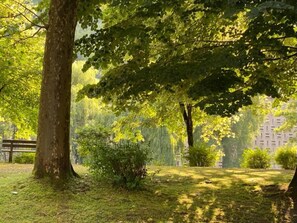 Property grounds - Fantastic Ground Floor Apartment Opposite Thermes (Bagnères-de-Luchon)