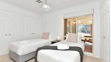 4 bedrooms, free WiFi