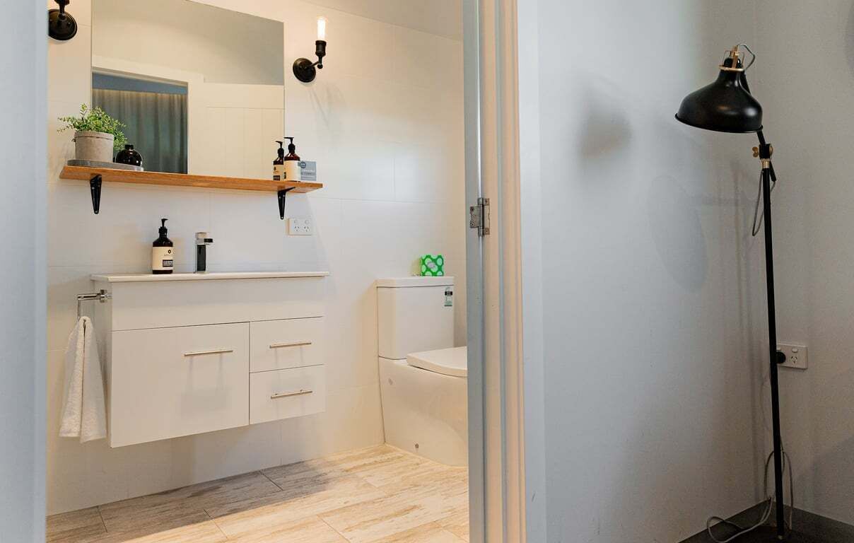 Douche, serviettes fournies