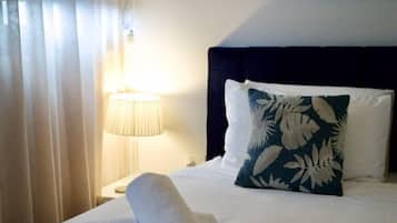 1 dormitorio, escritorio, tabla de planchar con plancha y wifi gratis
