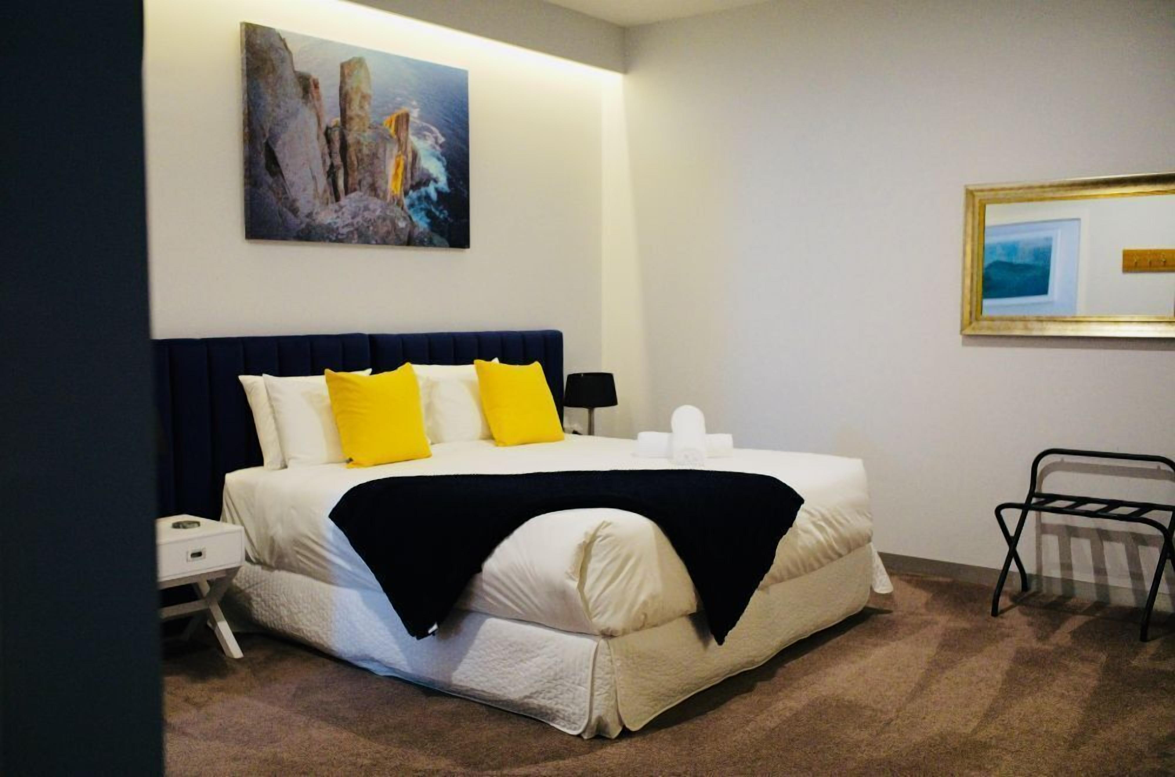 2 chambres, bureau, fer et planche à repasser, Wi-Fi gratuit