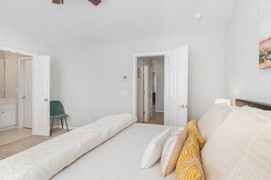 4 bedrooms, desk, iron/ironing board, travel cot