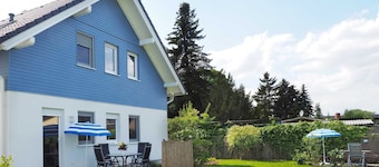 Inselhaus Heringsdorf OG - near the beach with terrace - pets allowed