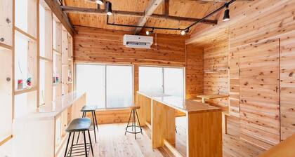 A room for rent in the nostalgic Habuminato / Oshimamachi Tokyo
