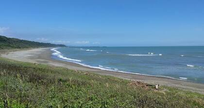 Large group capacity spacious 1R room with loft West Coast style rent a house thorough cleaning / Miyazaki Miyazaki