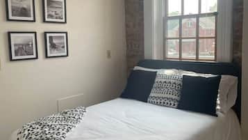 3 Schlafzimmer, Schreibtisch, Bügeleisen/Bügelbrett, kostenloses WLAN