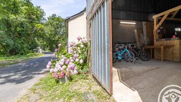 Enceinte de lâhĂ©bergement