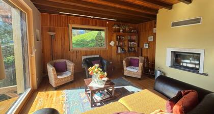 Chalet alpin de 150mÂČ pour 12 personnes avec billard et garage Ă MĂ©audre