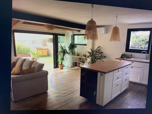 BAS DE VILLA AVEC PISCINE
