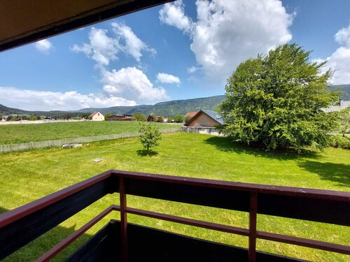 Cozy Apartment in Autrans, Sleeps 6, Ski-in/Ski-out, Near Village Center