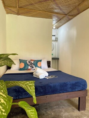 Deluxe Room - Dawn Patrol Hostel (General Luna)