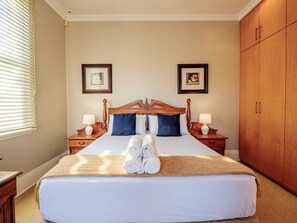 Nhà (3 Bedrooms) | 3 phòng ngủ, truy cập Internet không dây miễn phí 