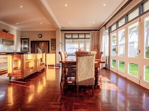 House (3 Bedrooms) | Dining room - Dock Point 1 (Durban)