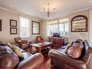 House (3 Bedrooms) | Living area | LED TV - Dock Point 1 (Durban)