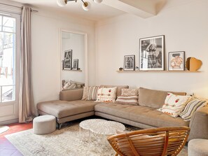 TV connectée, cheminée