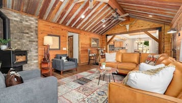 TV, fireplace, offices