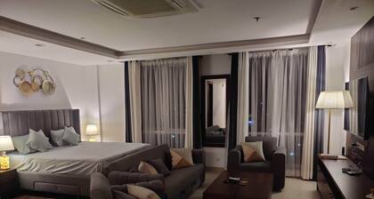 Uptown Studio Residence