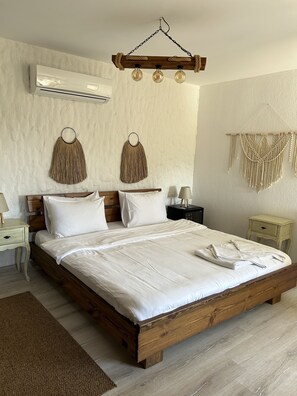 Superior Room | 1 bedroom, minibar, in-room safe, iron/ironing board - Pupa Alacati Butik Otel (Cesme)