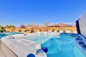 Outdoor spa tub - Elegant Oasis Home in Hurricane with Private Pool (Hurricane)