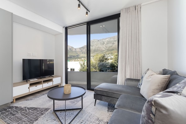 Apartment (2 Bedrooms) | Interior - The Cedar Unit 105 (Cape Town)
