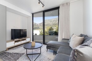 Interior - The Cedar Unit 105 (Cape Town)