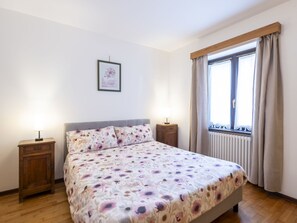 2 室のベッドルーム、WiFi