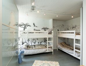5 bedrooms, iron/ironing board, WiFi - La Gentilhommière by Interhome (Le Tronchet)
