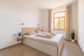 2 bedrooms, free WiFi, bed sheets
