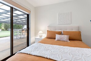 3 bedrooms, in-room safe, iron/ironing board, free WiFi