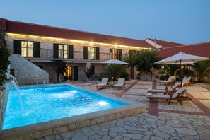 Pool - Villa Jokić Dvori ZadarVillas (Islam Grcki)