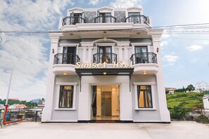 住宿正面
